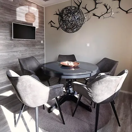 Deluxe Chalet *